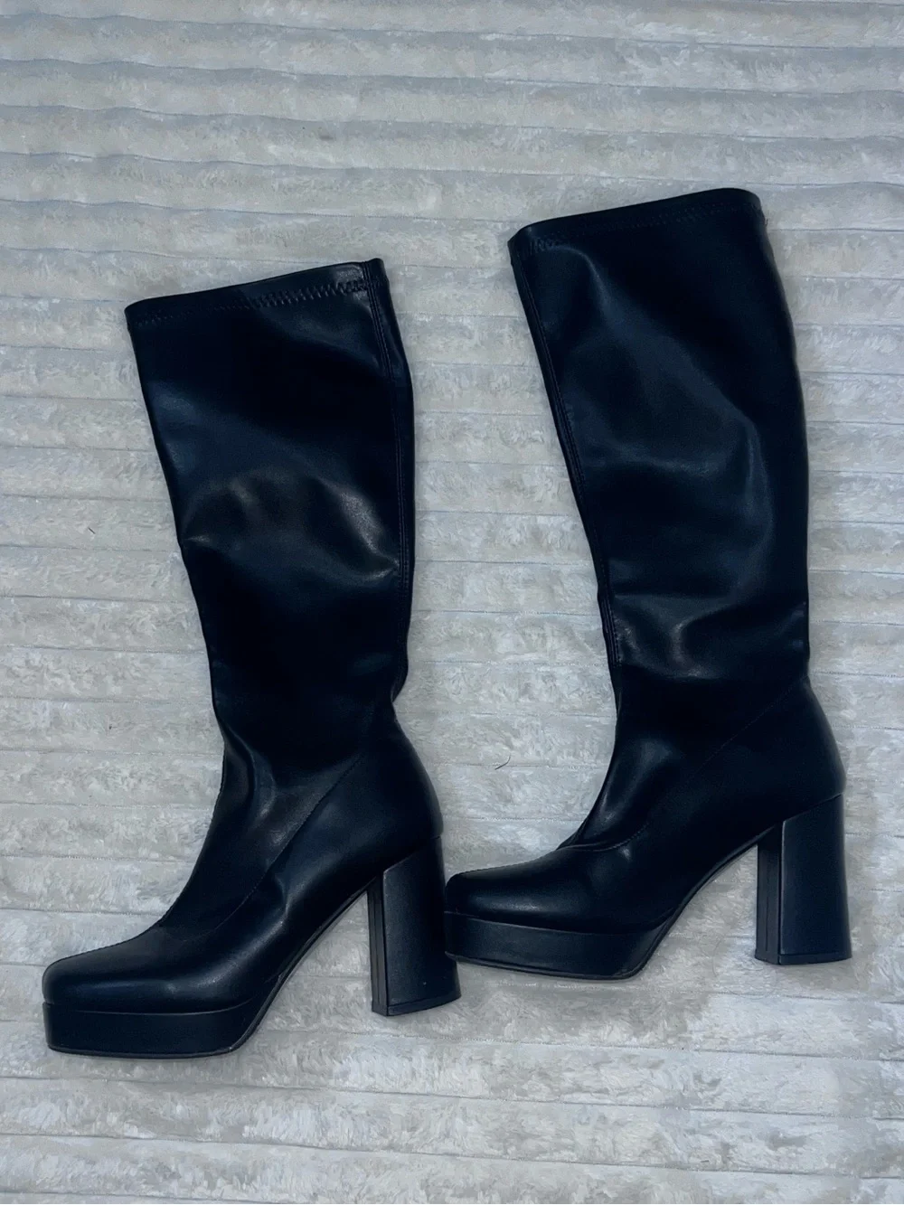 Women's Black Platform Boots - Sleek Block Heel